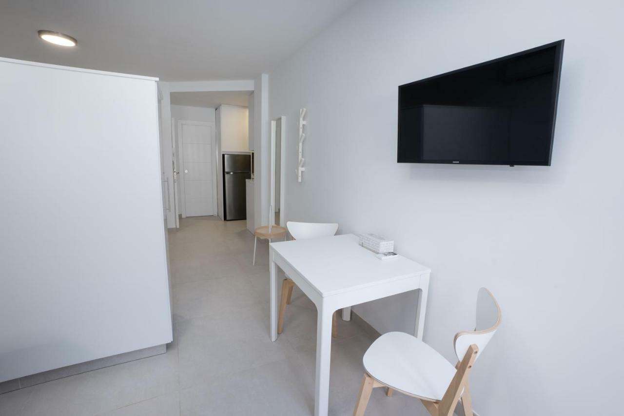 Apartamentos Mombasa 1 Planta Nerja Eksteriør billede
