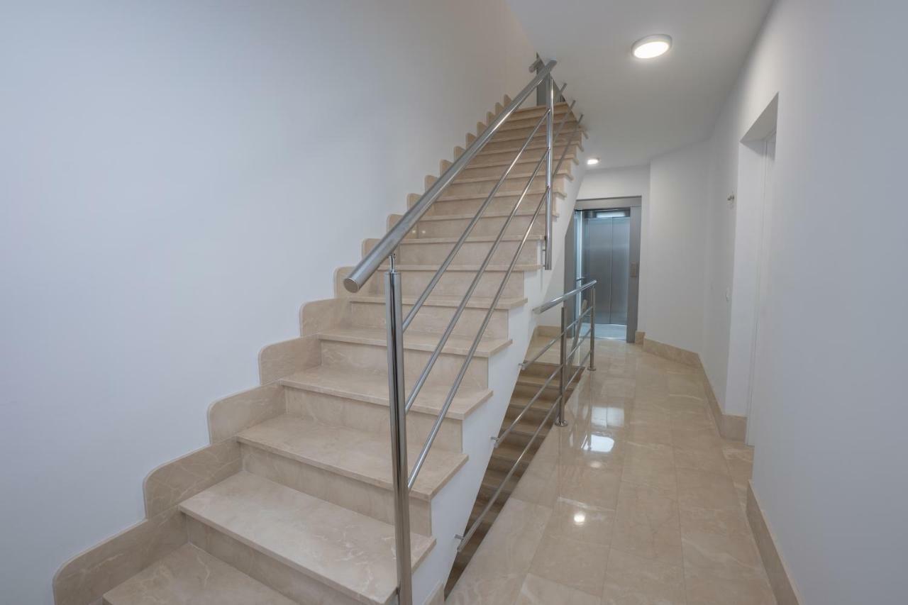 Apartamentos Mombasa 1 Planta Nerja Eksteriør billede