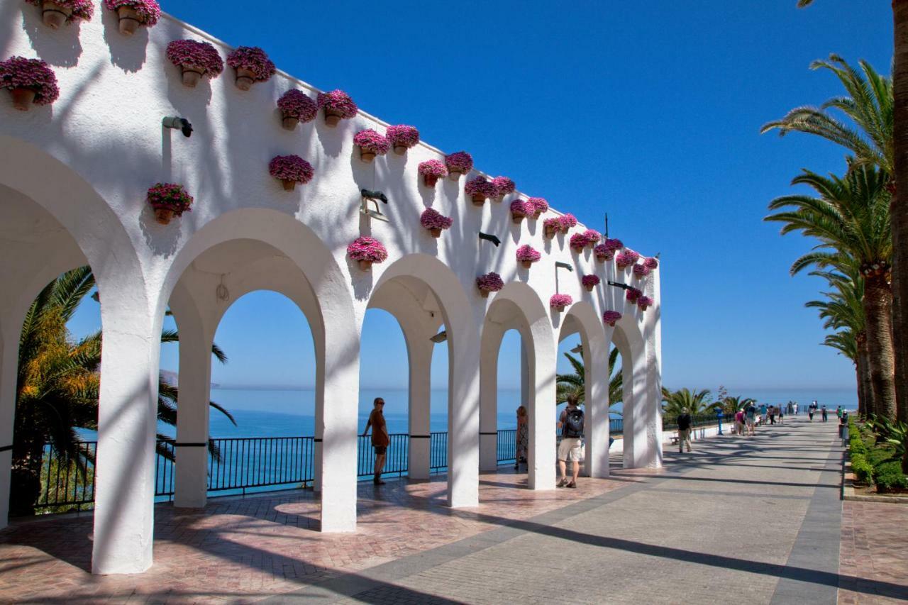 Apartamentos Mombasa 1 Planta Nerja Eksteriør billede